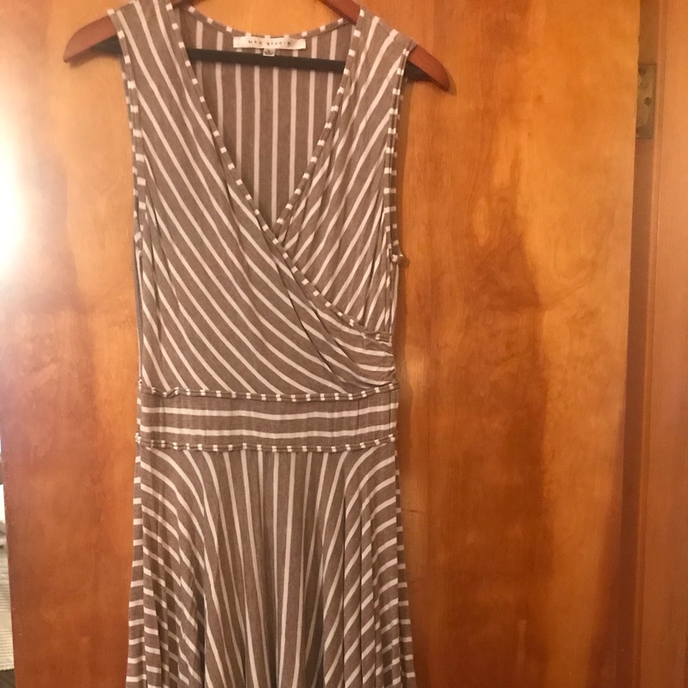 Max Studio stretch dress